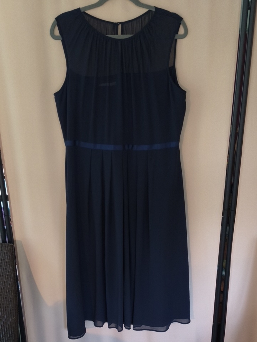 NWOT Hobbs London Sleeveless Navy Chiffon Midi Dress - Classic A-Line Size US 12